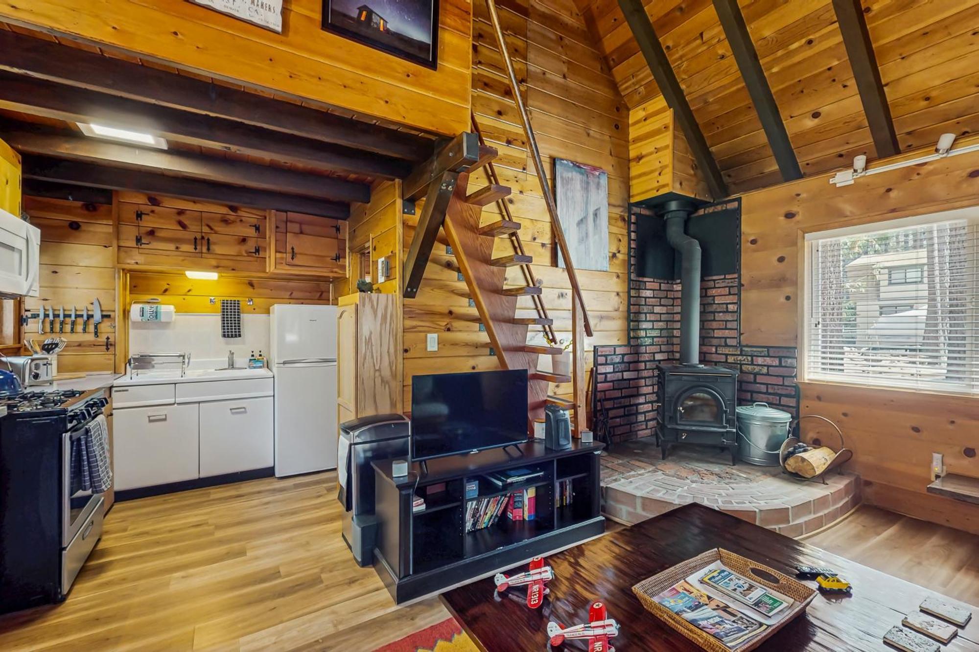 Bristlecone Cottage บิ๊กแบร์เลค ภายนอก รูปภาพ