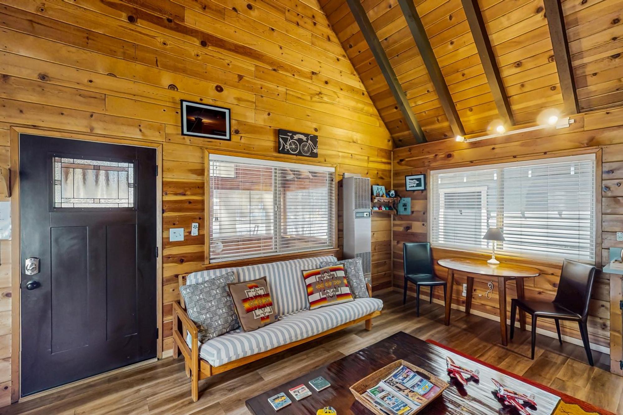 Bristlecone Cottage บิ๊กแบร์เลค ภายนอก รูปภาพ